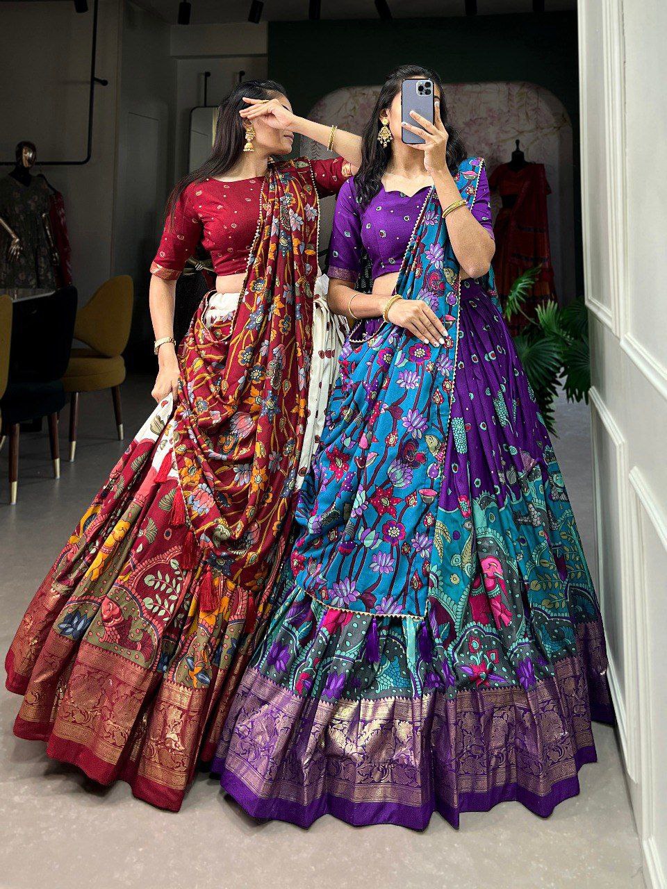 πΈ Blossom Boldly: Radiate Charm in Floral Printed Lehengas πΈ